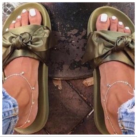 venta de liquidación venta usa online super servicio Steve Madden Shoes | Black Silky Pool Slide Sandal | Poshmark venta de liquidación venta usa online super servicio Steve Madden Shoes | Black Silky Pool Slide Sandal | Poshmark